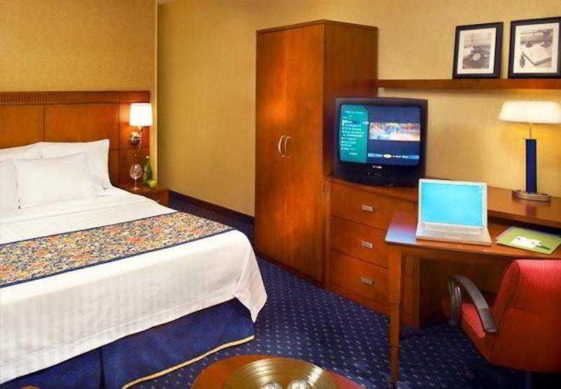 Comfort Inn & Suites Arlington Heights - Buffalo Grove Habitación foto