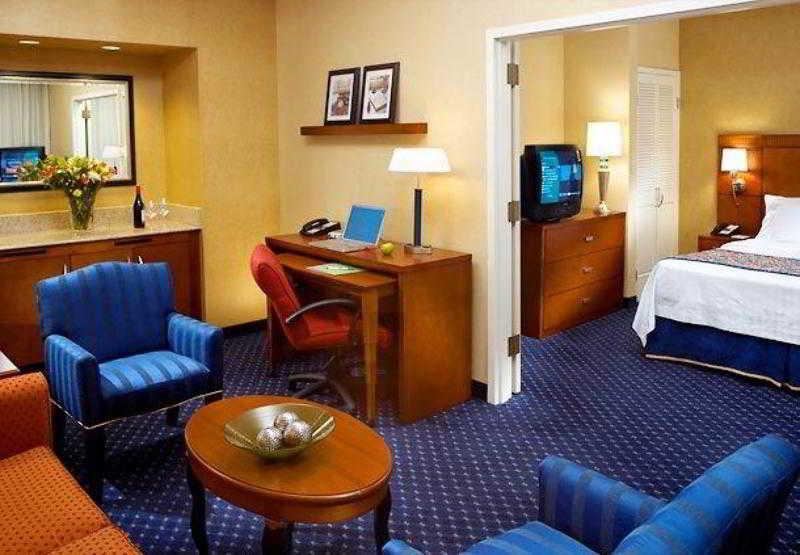 Comfort Inn & Suites Arlington Heights - Buffalo Grove Habitación foto